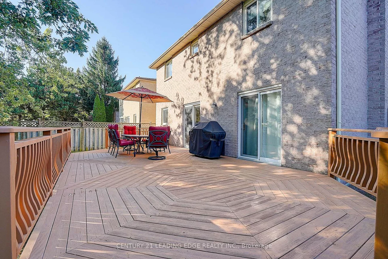 27, Sawyer, Markham Village, Markham