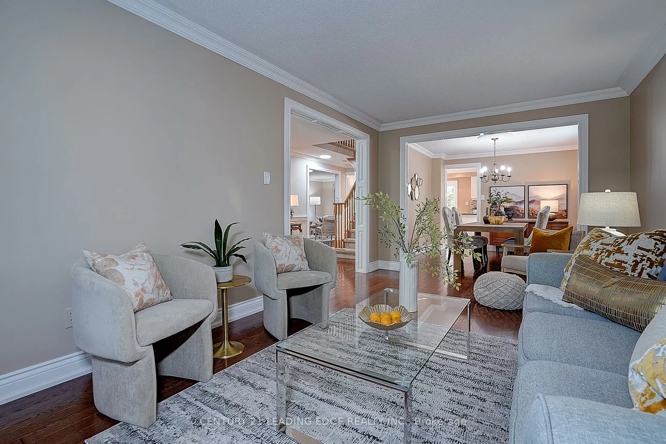 27, Sawyer, Markham Village, Markham