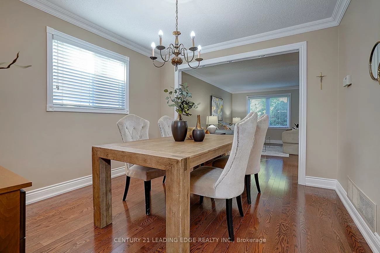 27, Sawyer, Markham Village, Markham