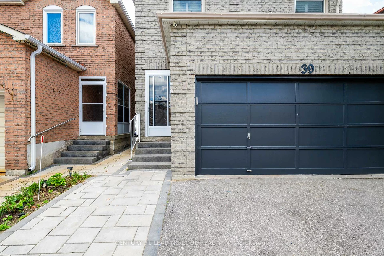 39, Lavron, Middlefield, Markham