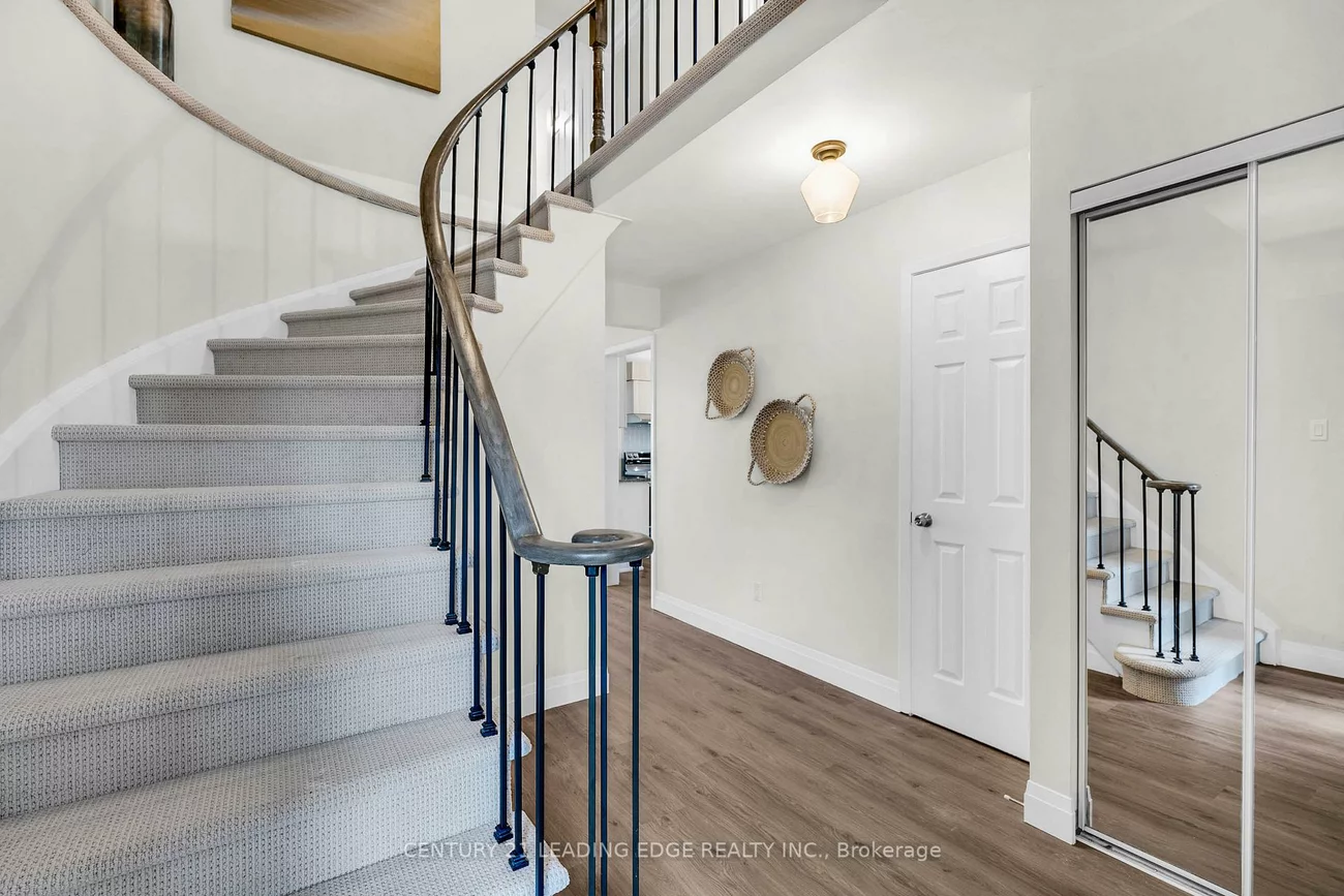 39, Lavron, Middlefield, Markham