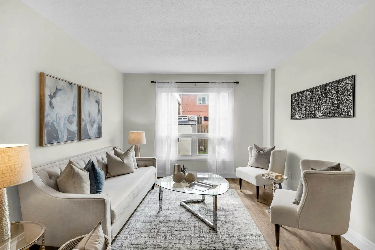 39, Lavron, Middlefield, Markham