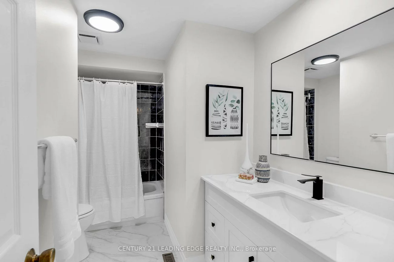 39, Lavron, Middlefield, Markham