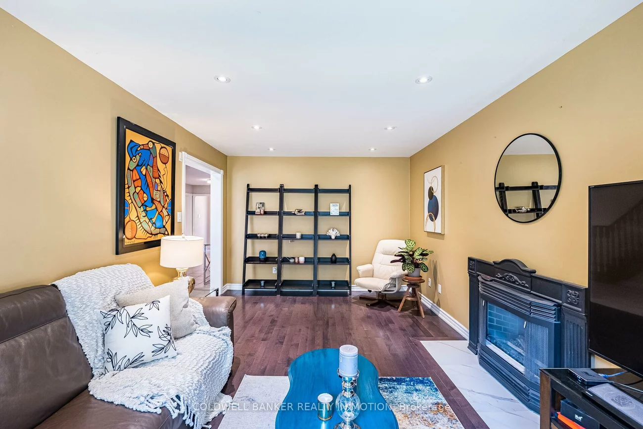 9, Buttonfield, Buttonville, Markham