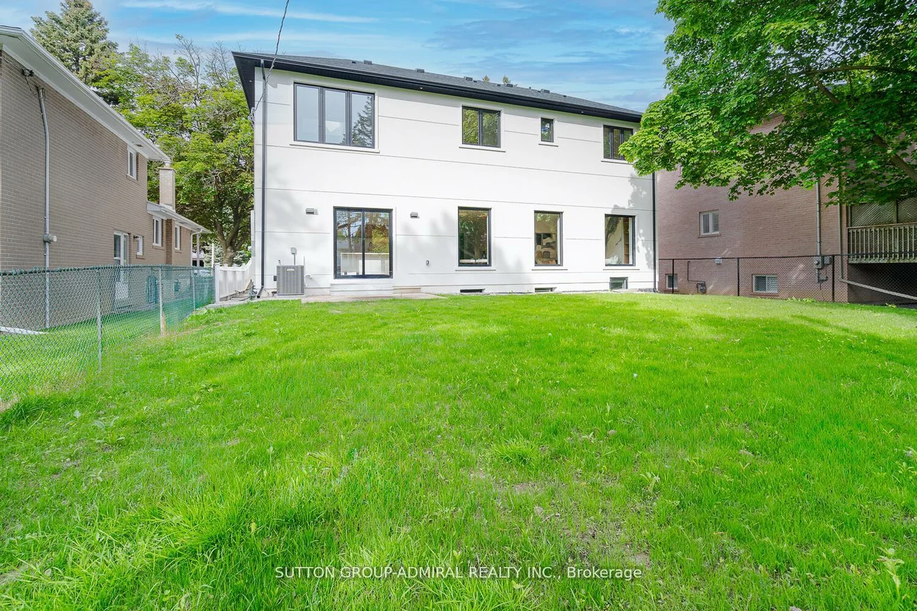 98, Babcombe, Bayview Glen, Markham