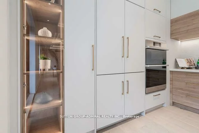 98, Babcombe, Bayview Glen, Markham