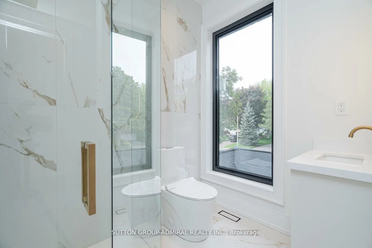 98, Babcombe, Bayview Glen, Markham