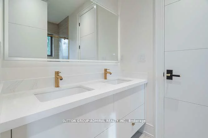 98, Babcombe, Bayview Glen, Markham