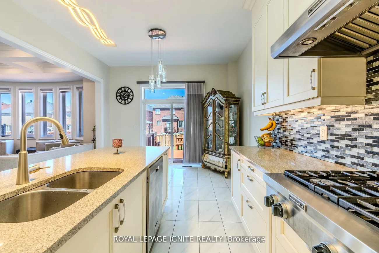 73, Kentwood, Box Grove, Markham