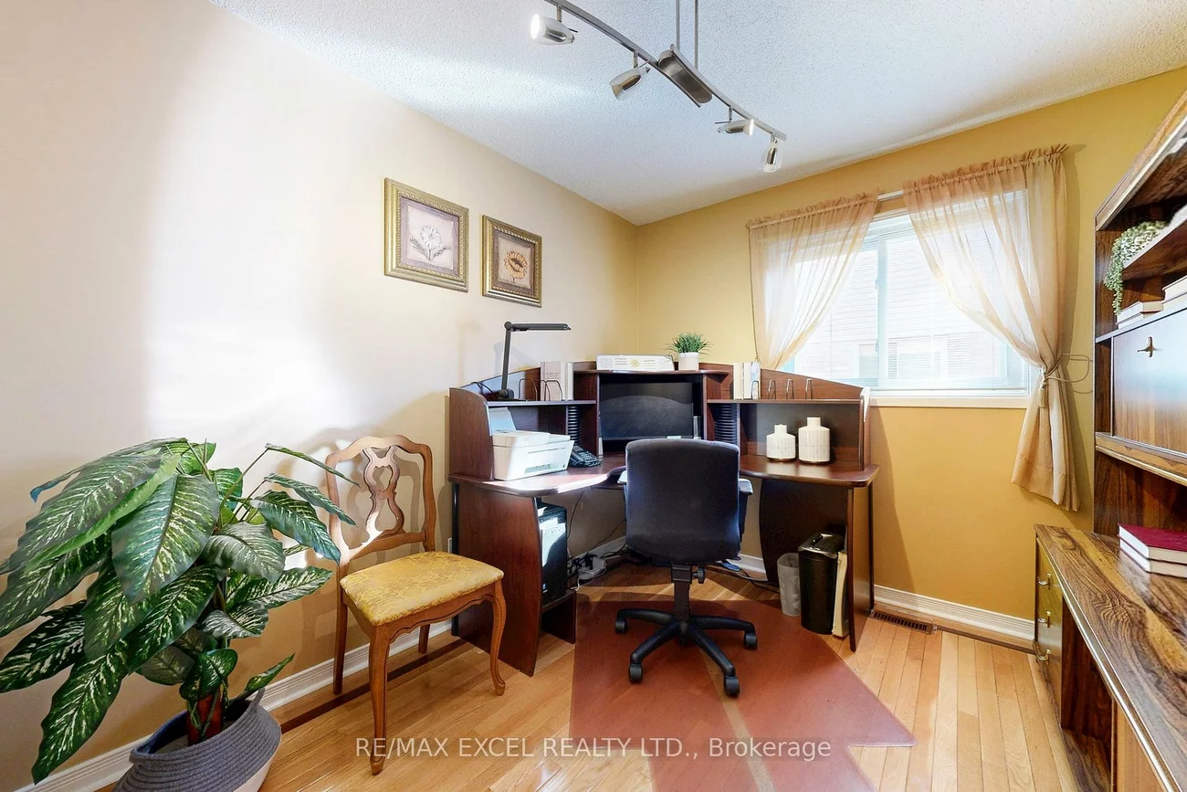 24, Lehman, Markham Village, Markham