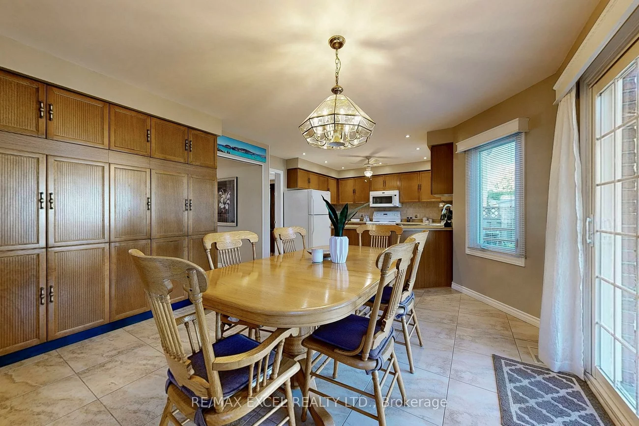 24, Lehman, Markham Village, Markham