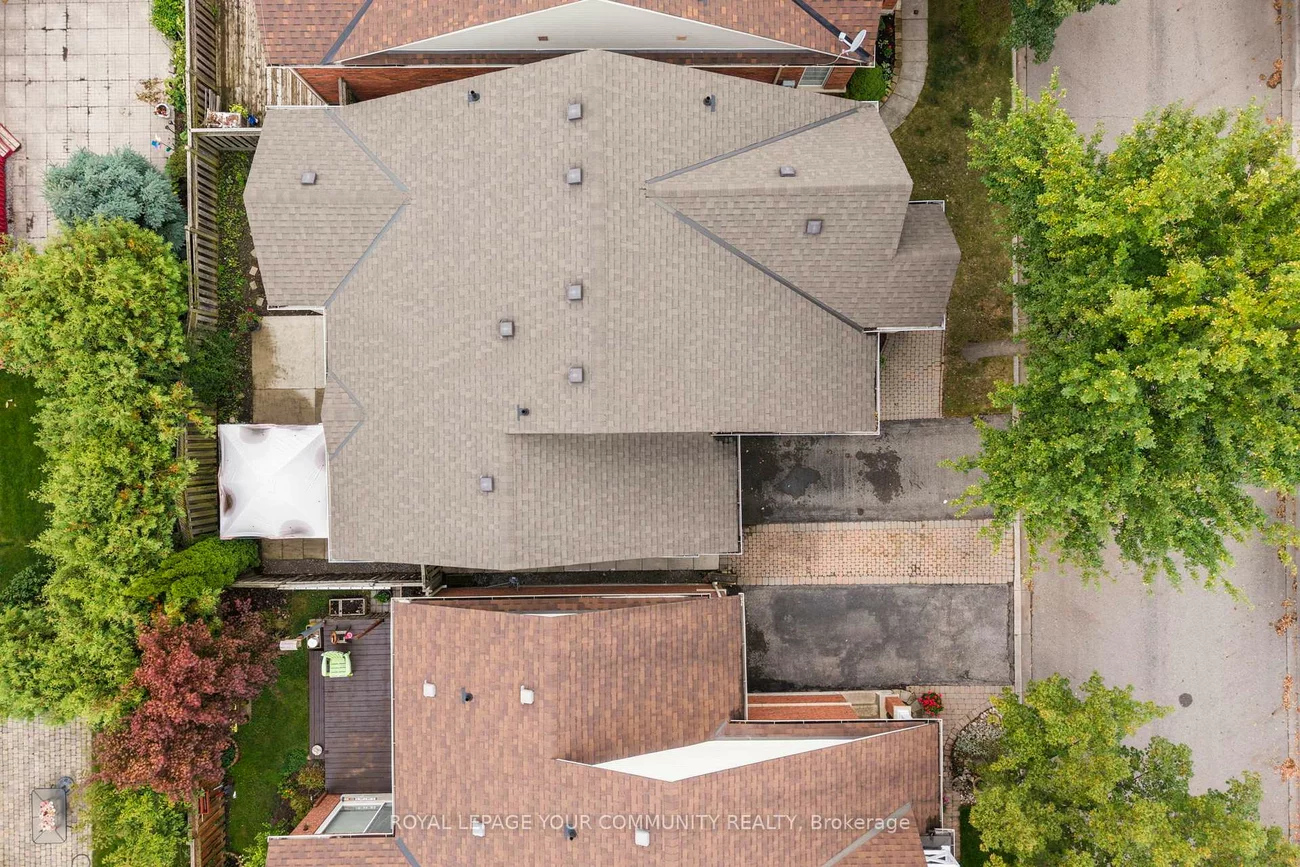 29, Cliveden, Berczy, Markham