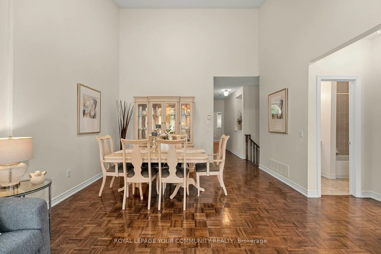 29, Cliveden, Berczy, Markham