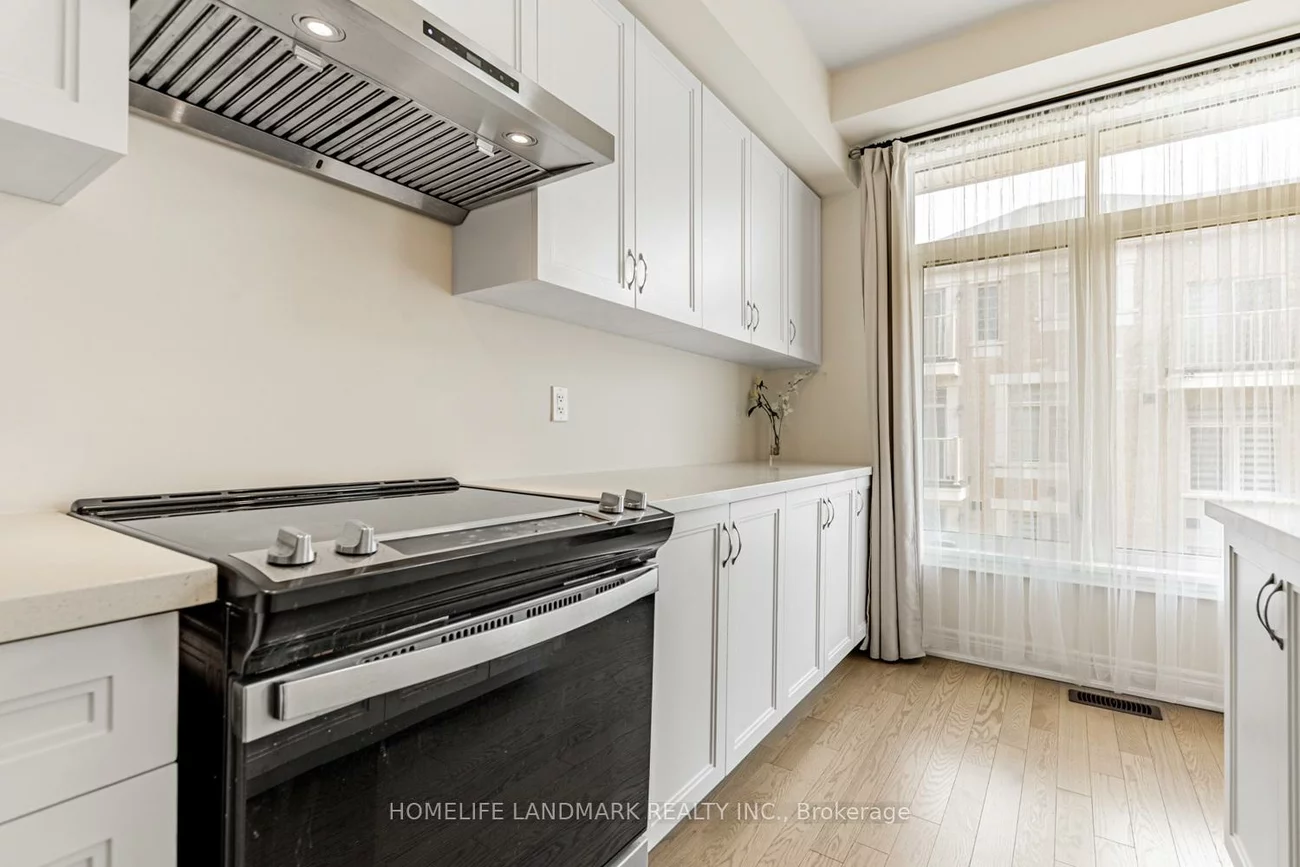 47, Andress, Cedarwood, Markham