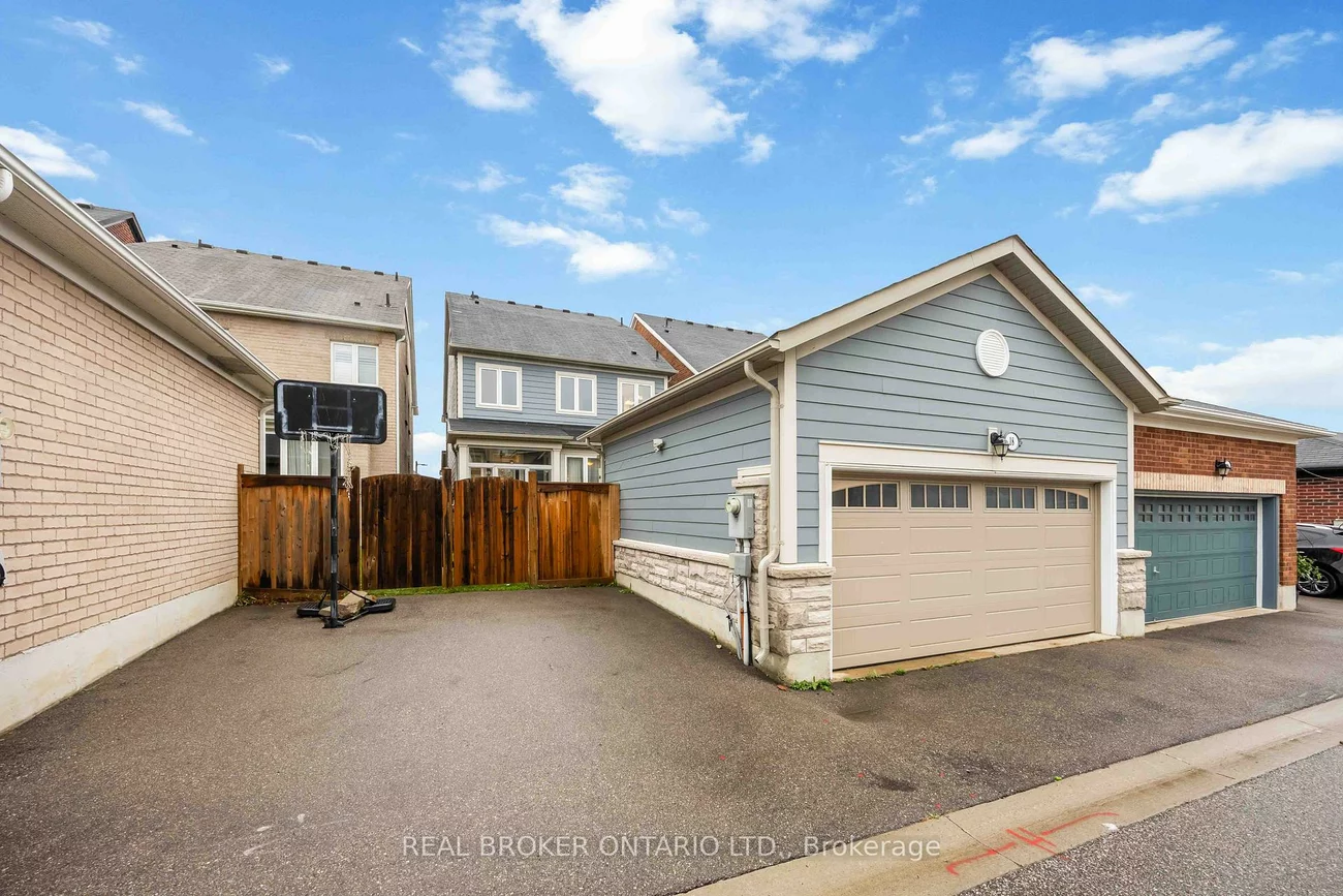 18, Lawrence Pilkington, Cornell, Markham