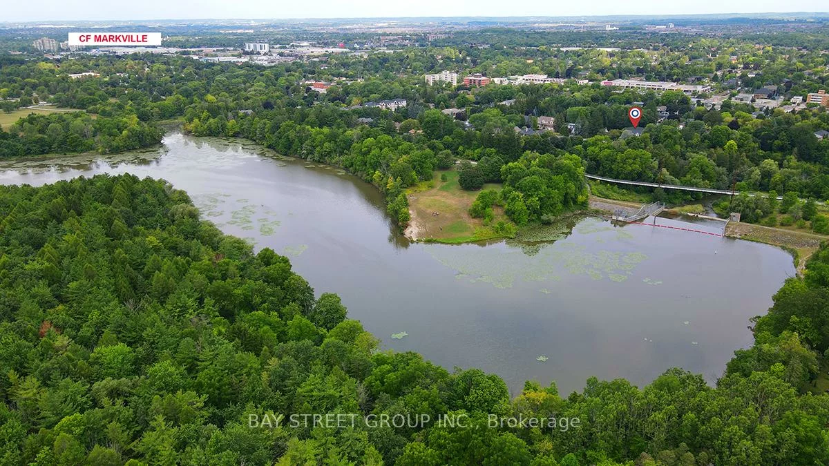 2, Riverview, Bullock, Markham