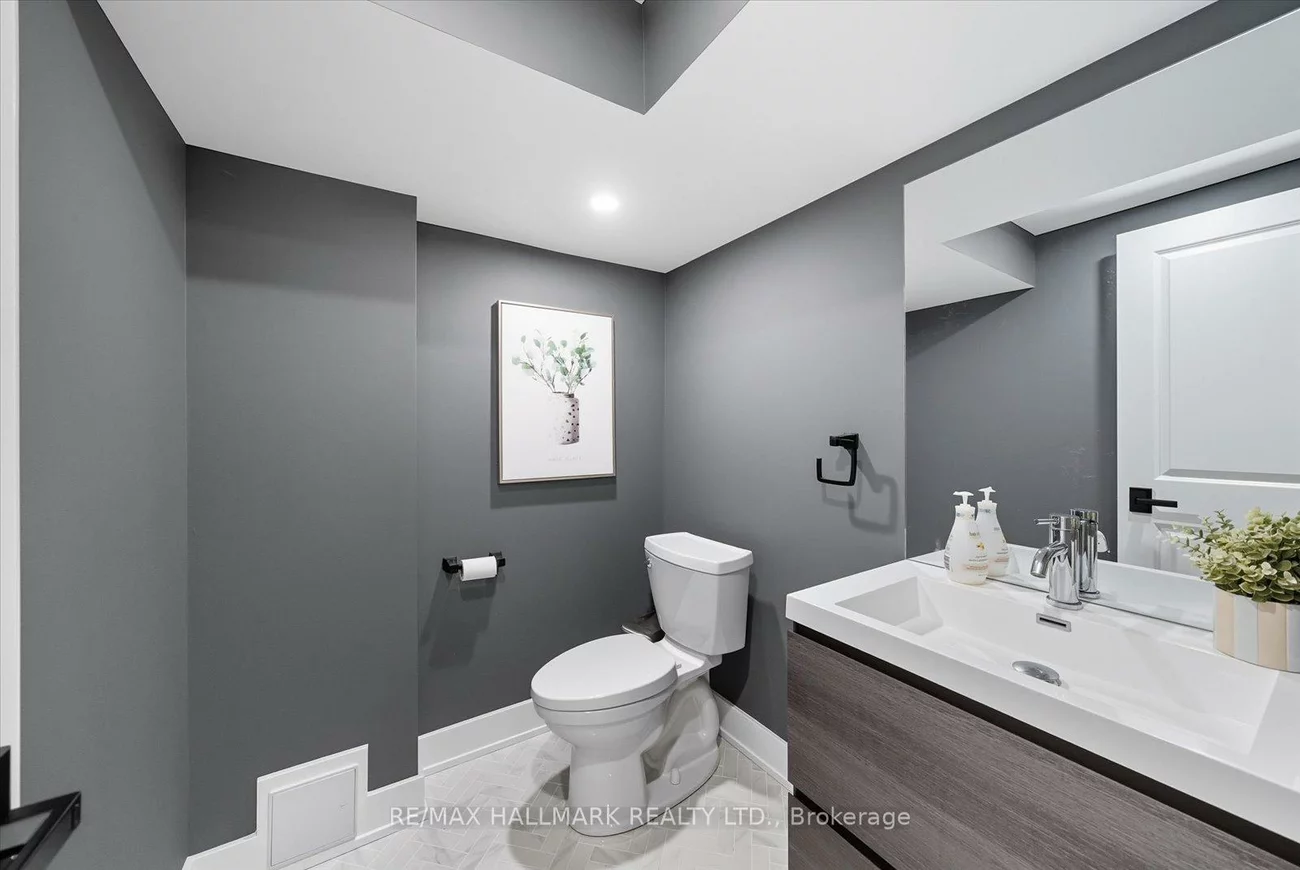 11, Avondale, Markham Village, Markham