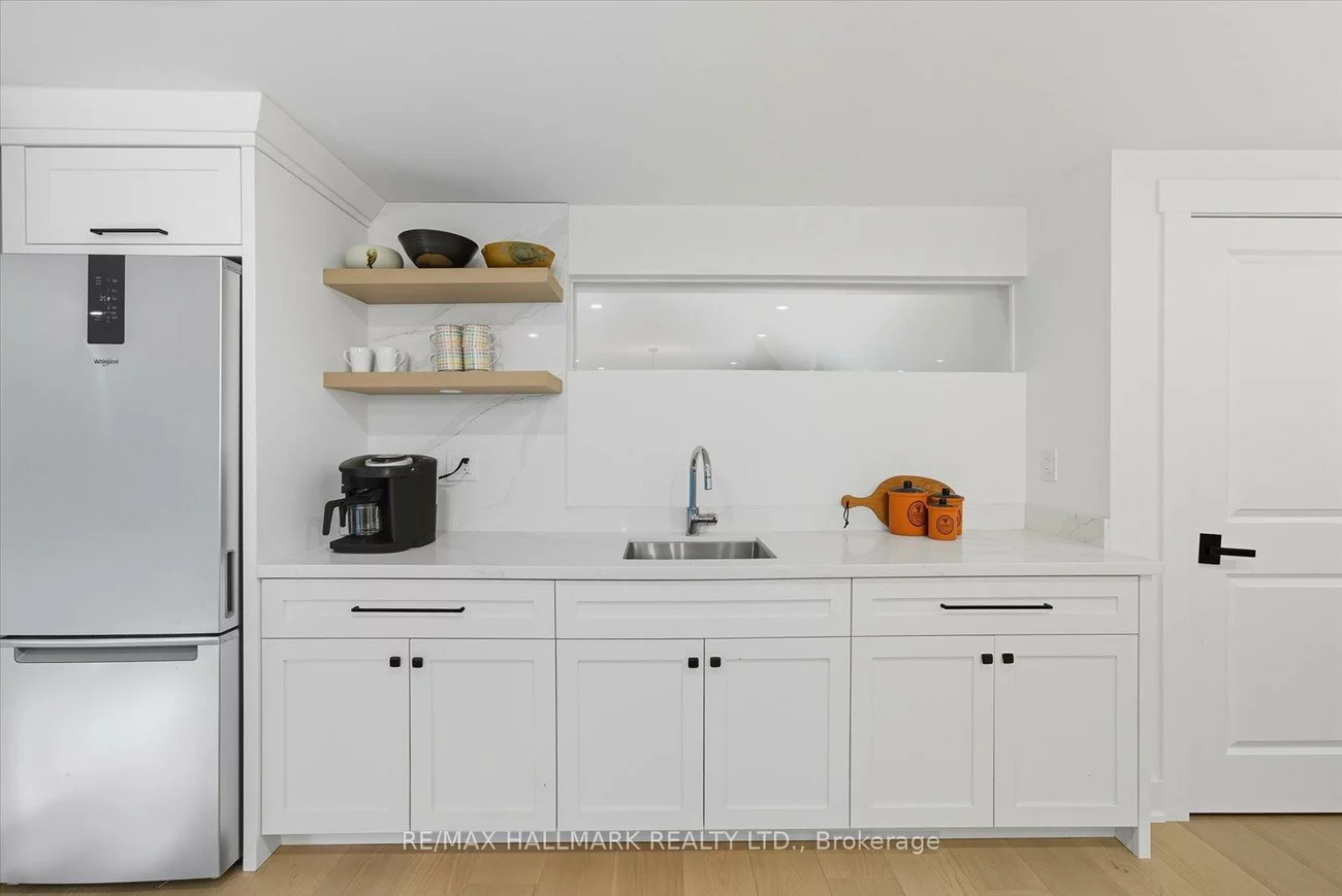 11, Avondale, Markham Village, Markham