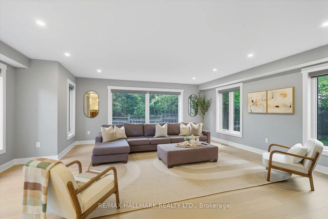 11, Avondale, Markham Village, Markham