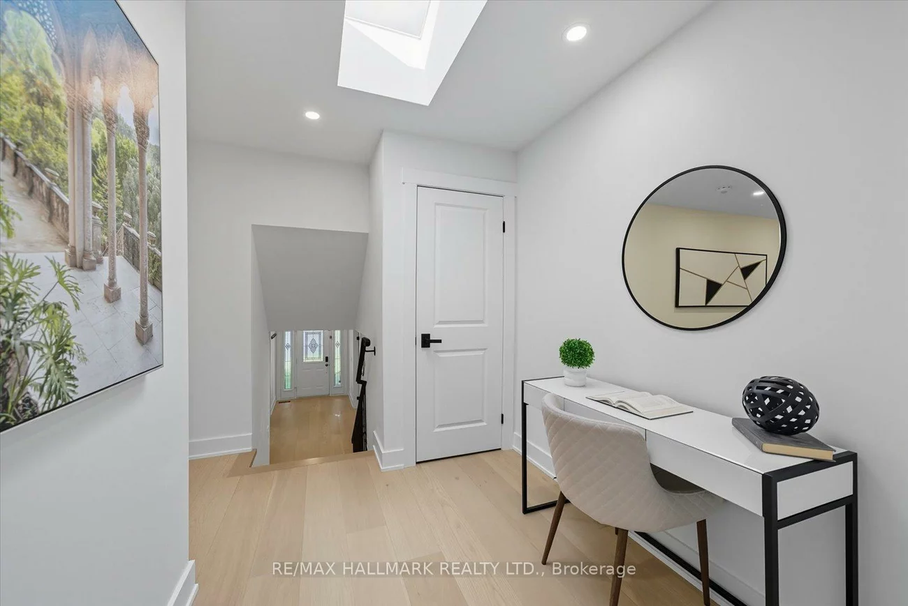 11, Avondale, Markham Village, Markham