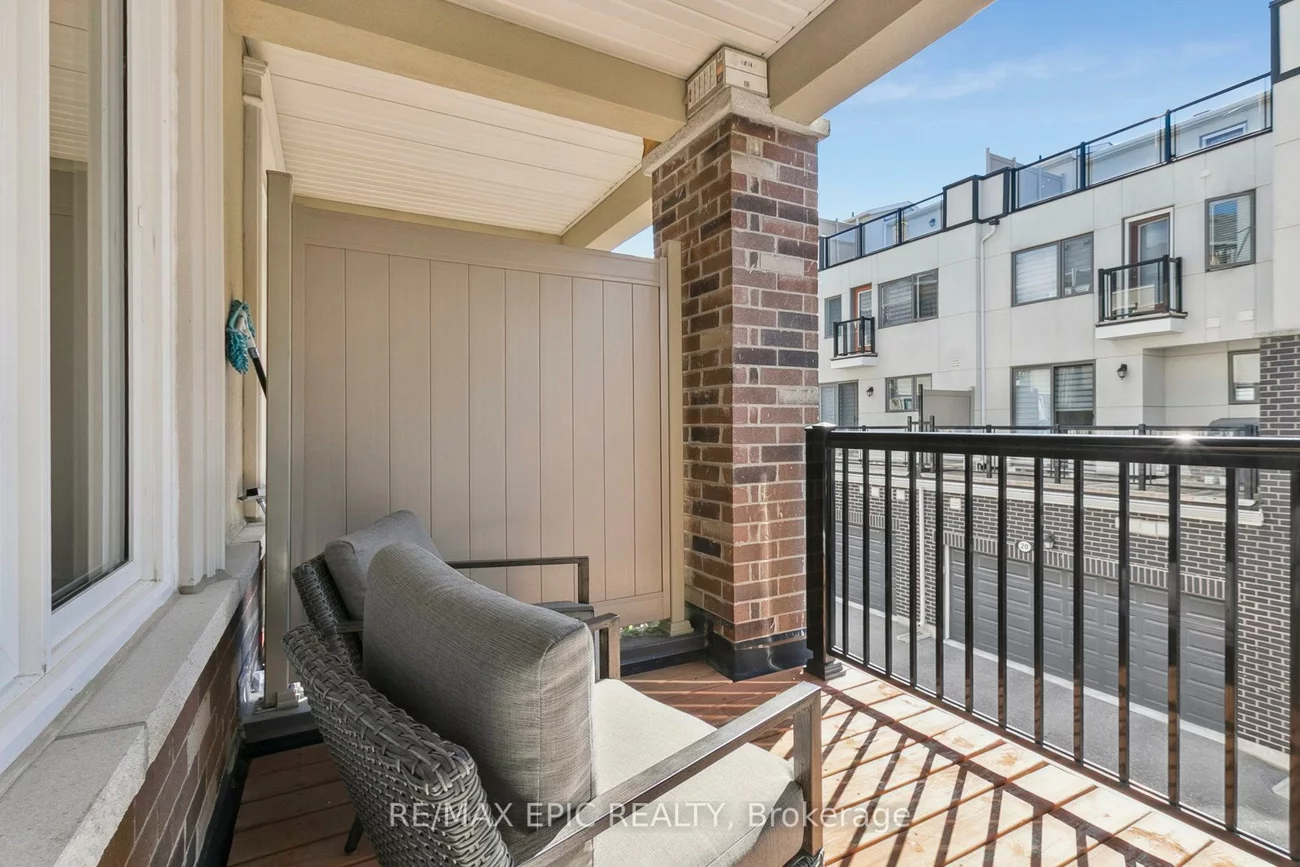 243, Rustle Woods, Cornell, Markham