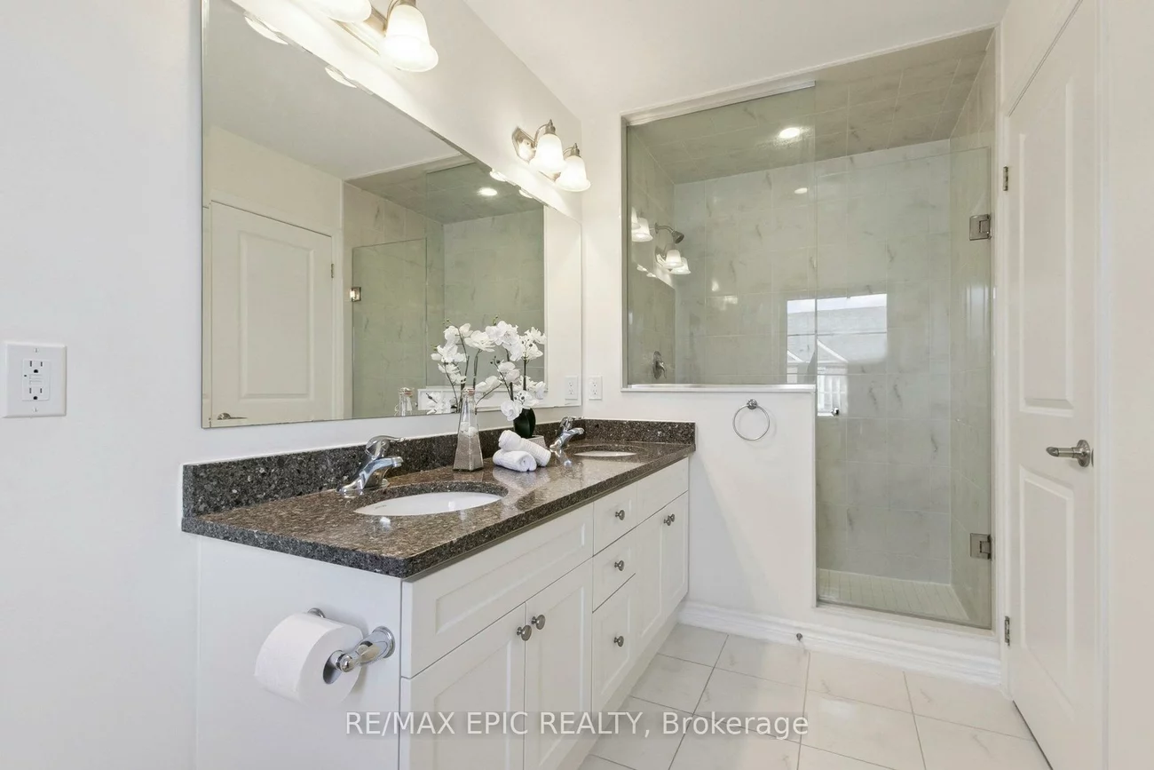 243, Rustle Woods, Cornell, Markham