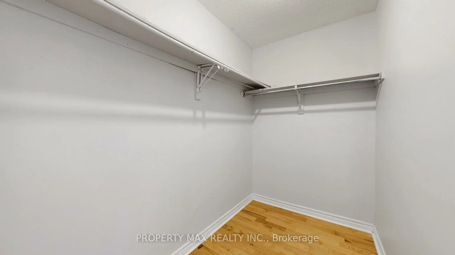 48, Elmrill, Berczy, Markham