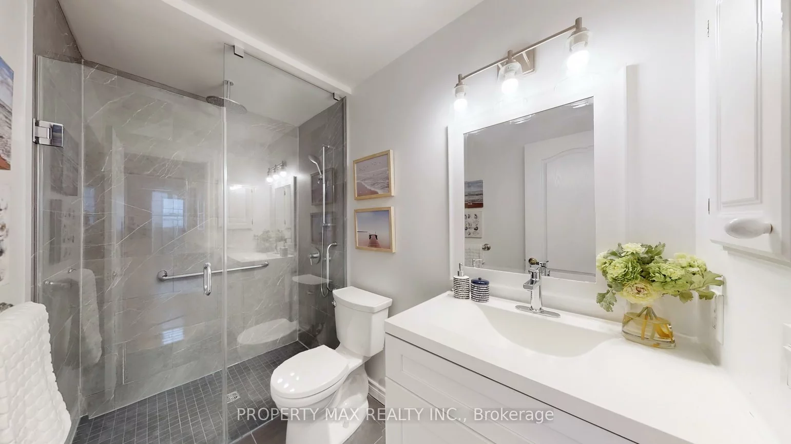 48, Elmrill, Berczy, Markham