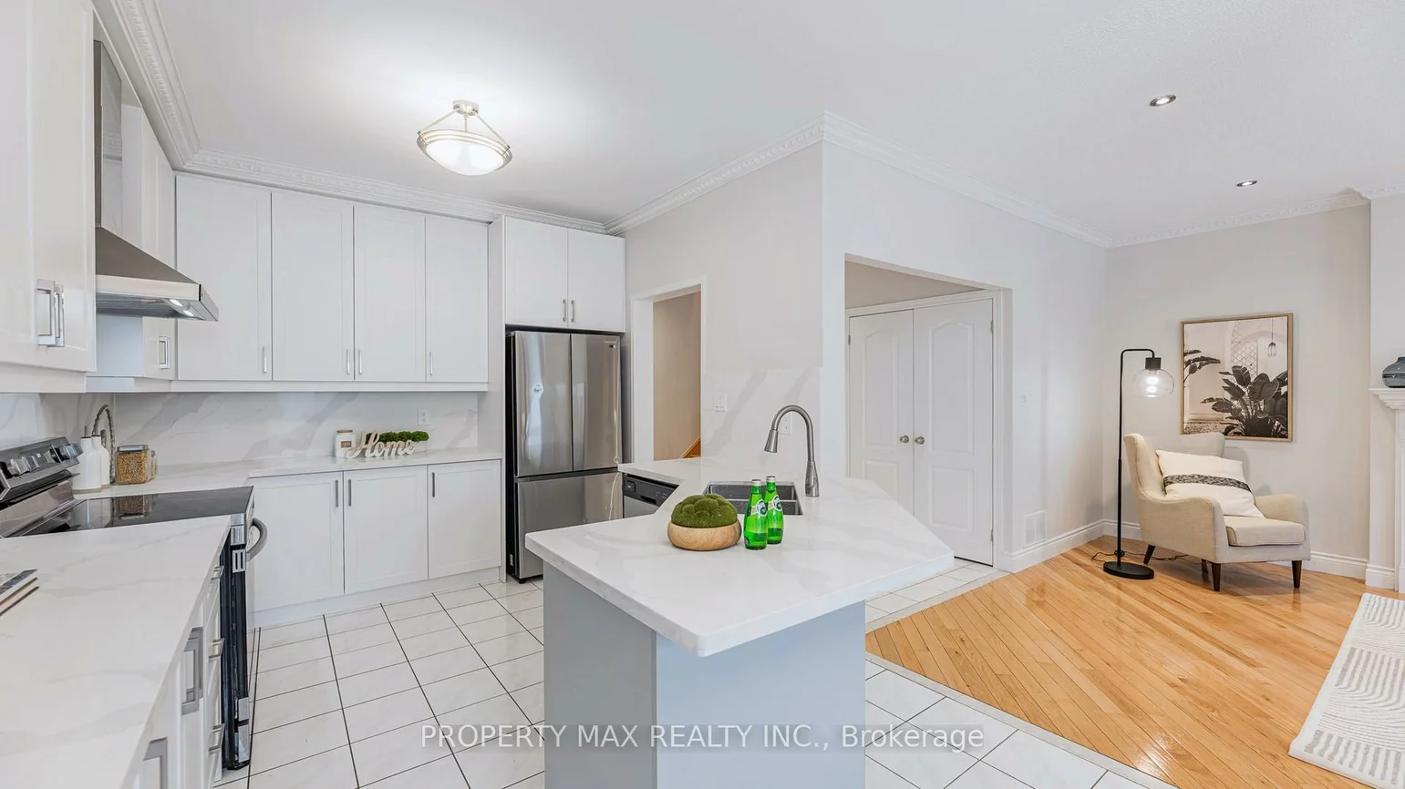 48, Elmrill, Berczy, Markham