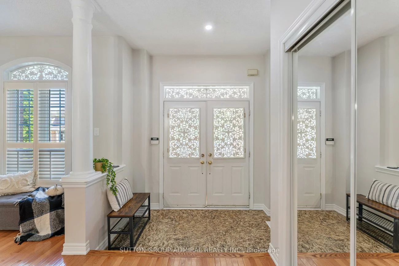 16, Appleview, Greensborough, Markham