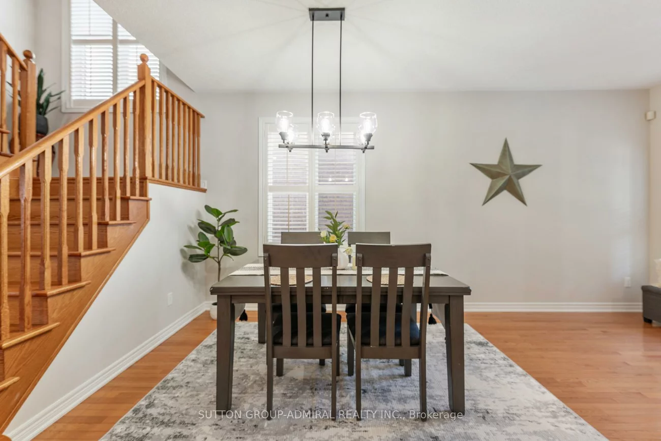 16, Appleview, Greensborough, Markham