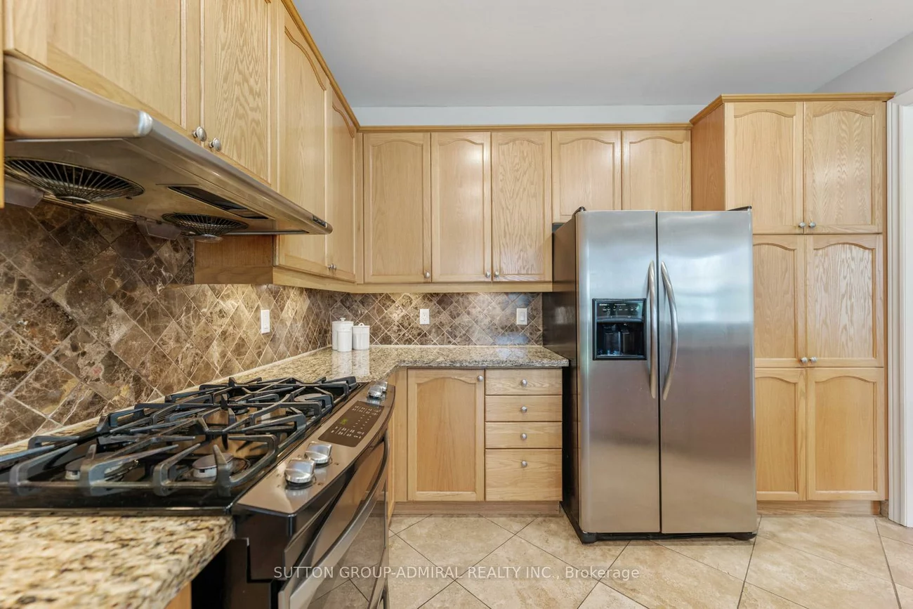 16, Appleview, Greensborough, Markham