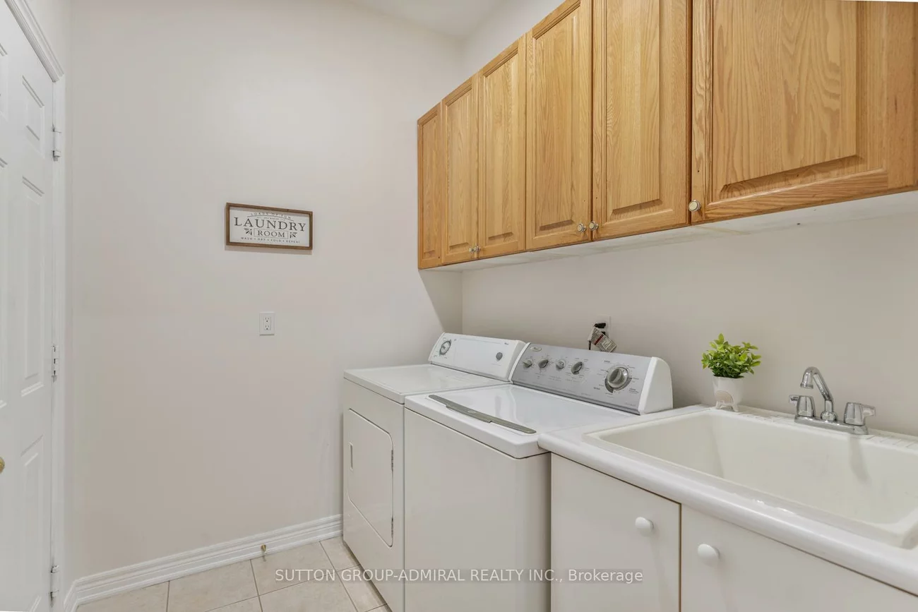 16, Appleview, Greensborough, Markham