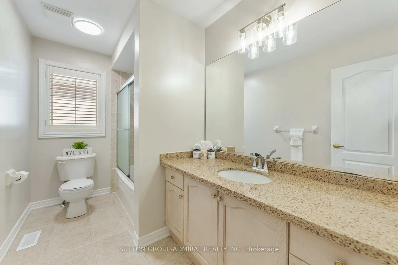 16, Appleview, Greensborough, Markham