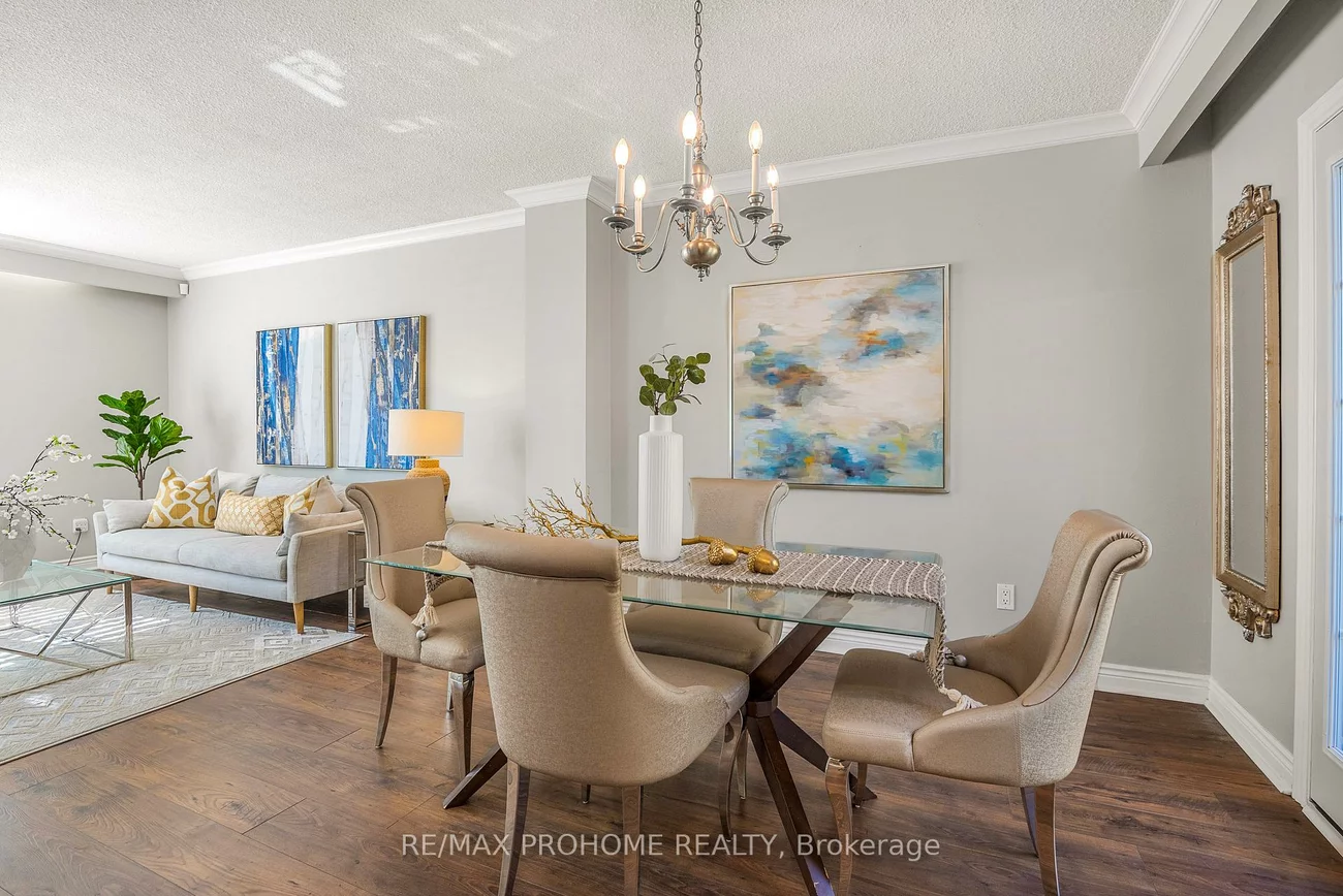 32, Sir Bedevere, Markham Village, Markham