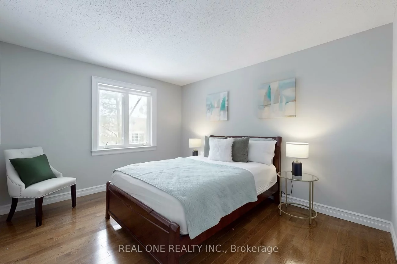 27, Aitken, Unionville, Markham