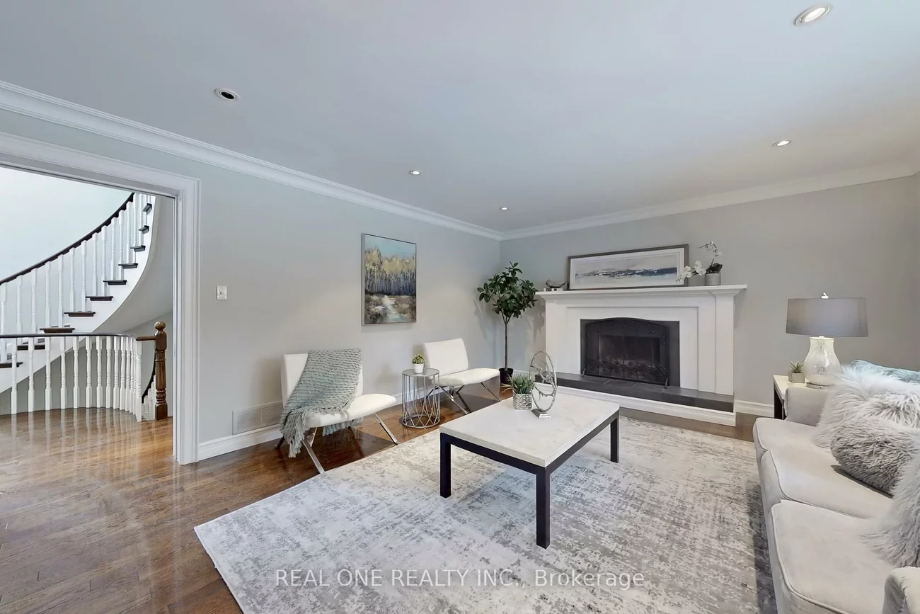 27, Aitken, Unionville, Markham