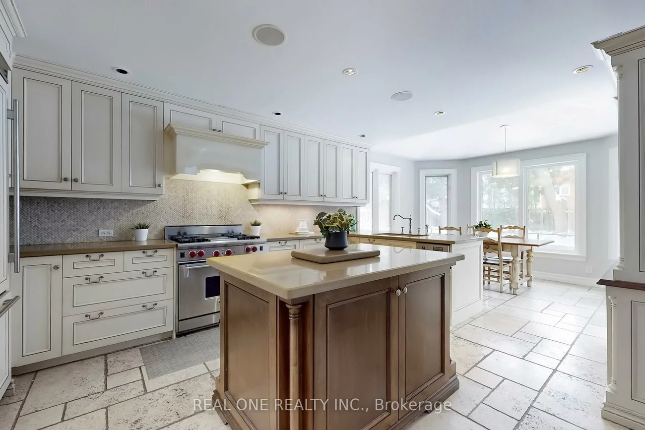 27, Aitken, Unionville, Markham