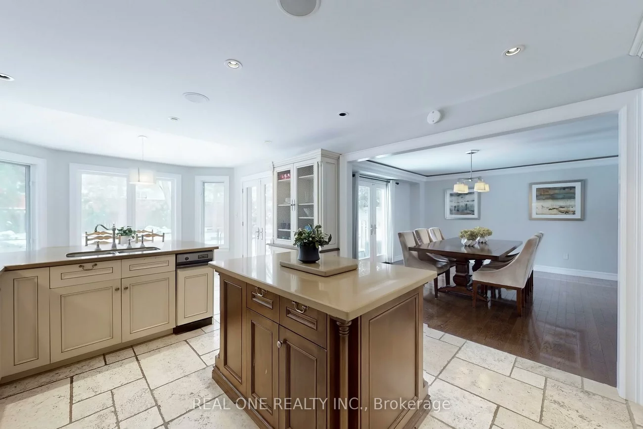 27, Aitken, Unionville, Markham