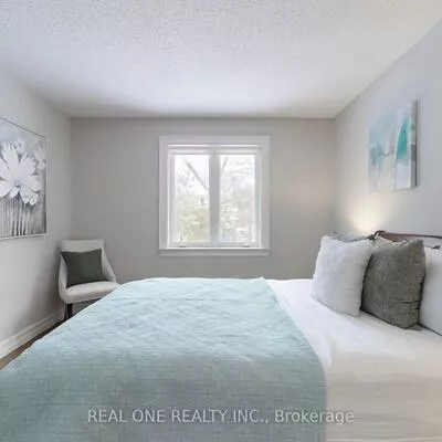 27, Aitken, Unionville, Markham