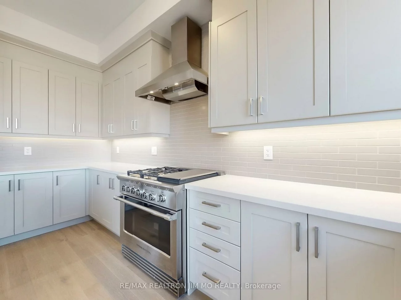 20, Nanhai, Angus Glen, Markham
