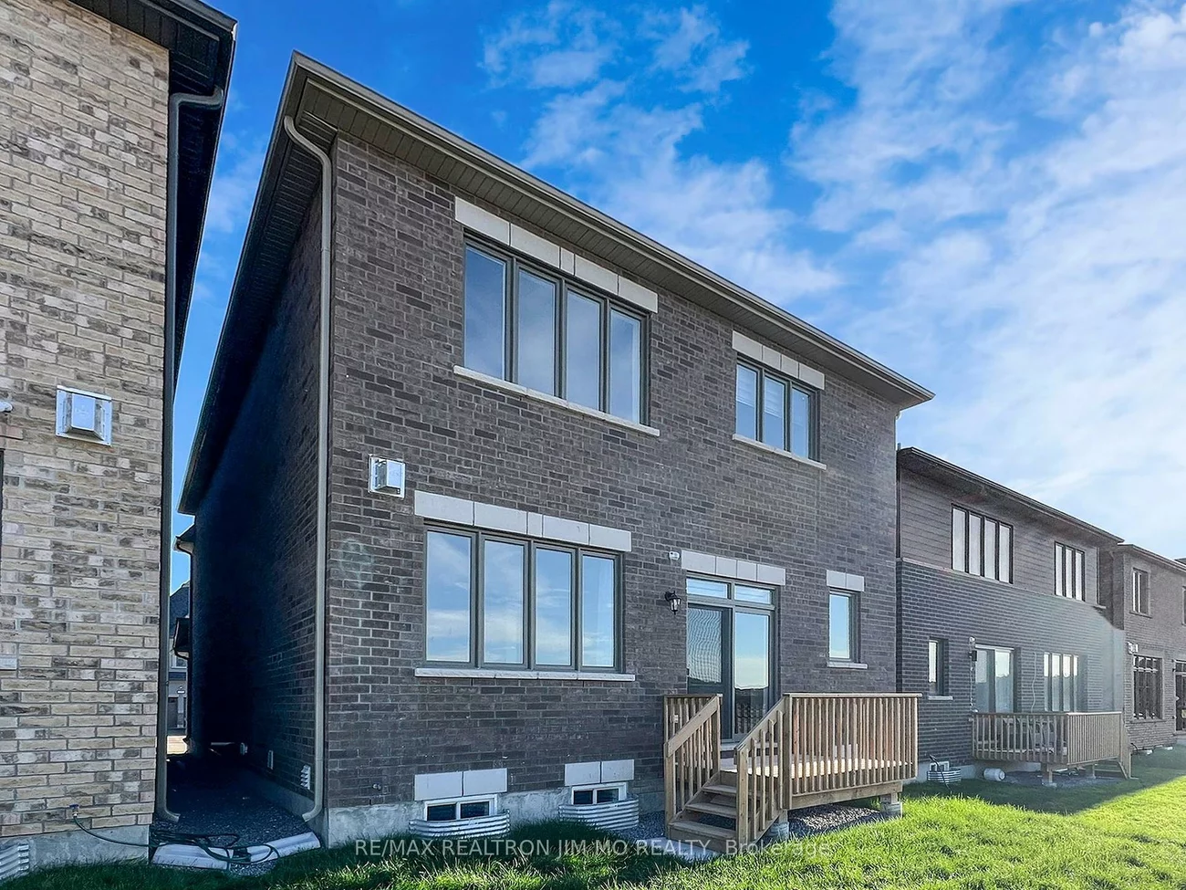20, Nanhai, Angus Glen, Markham