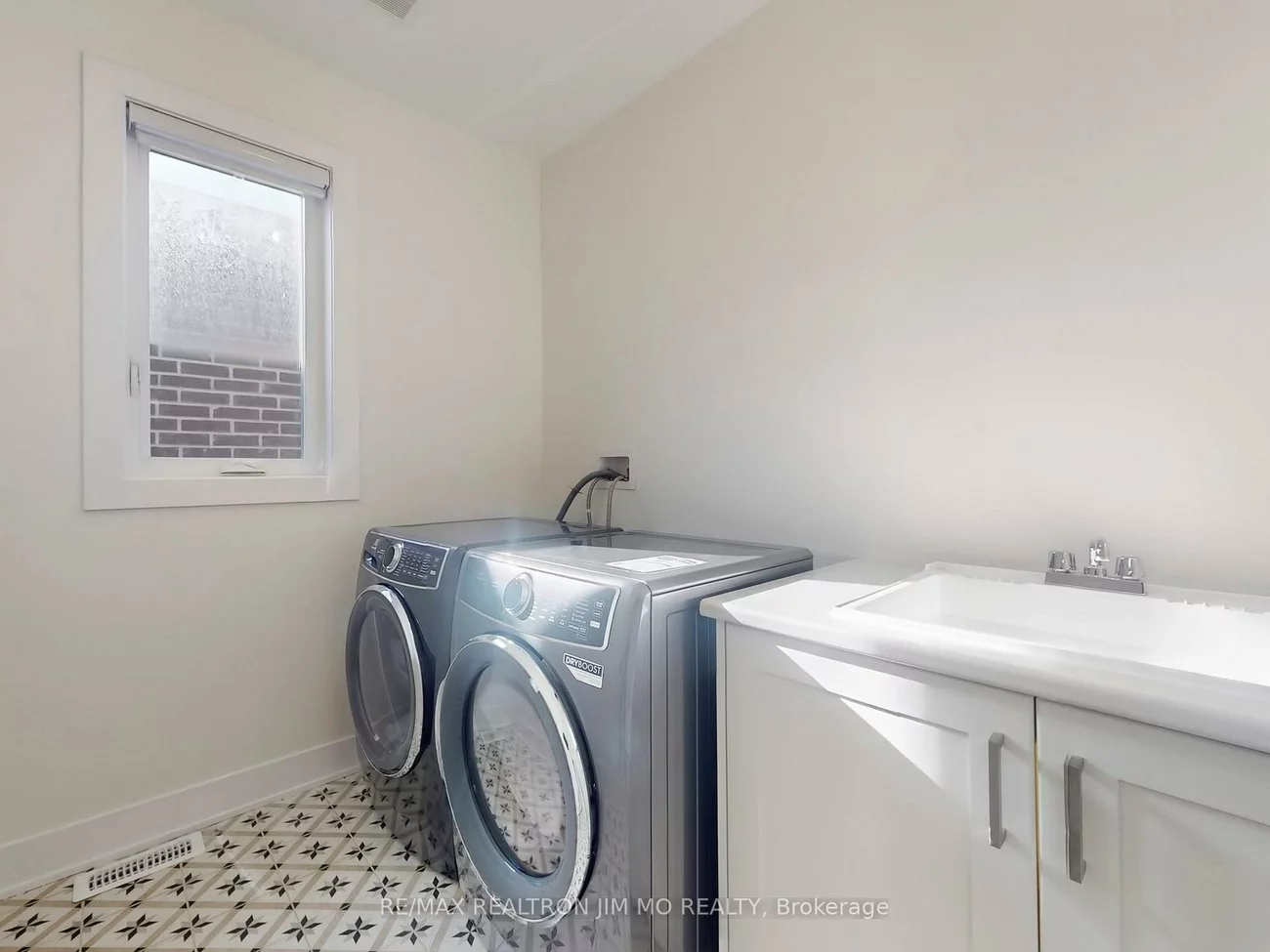20, Nanhai, Angus Glen, Markham