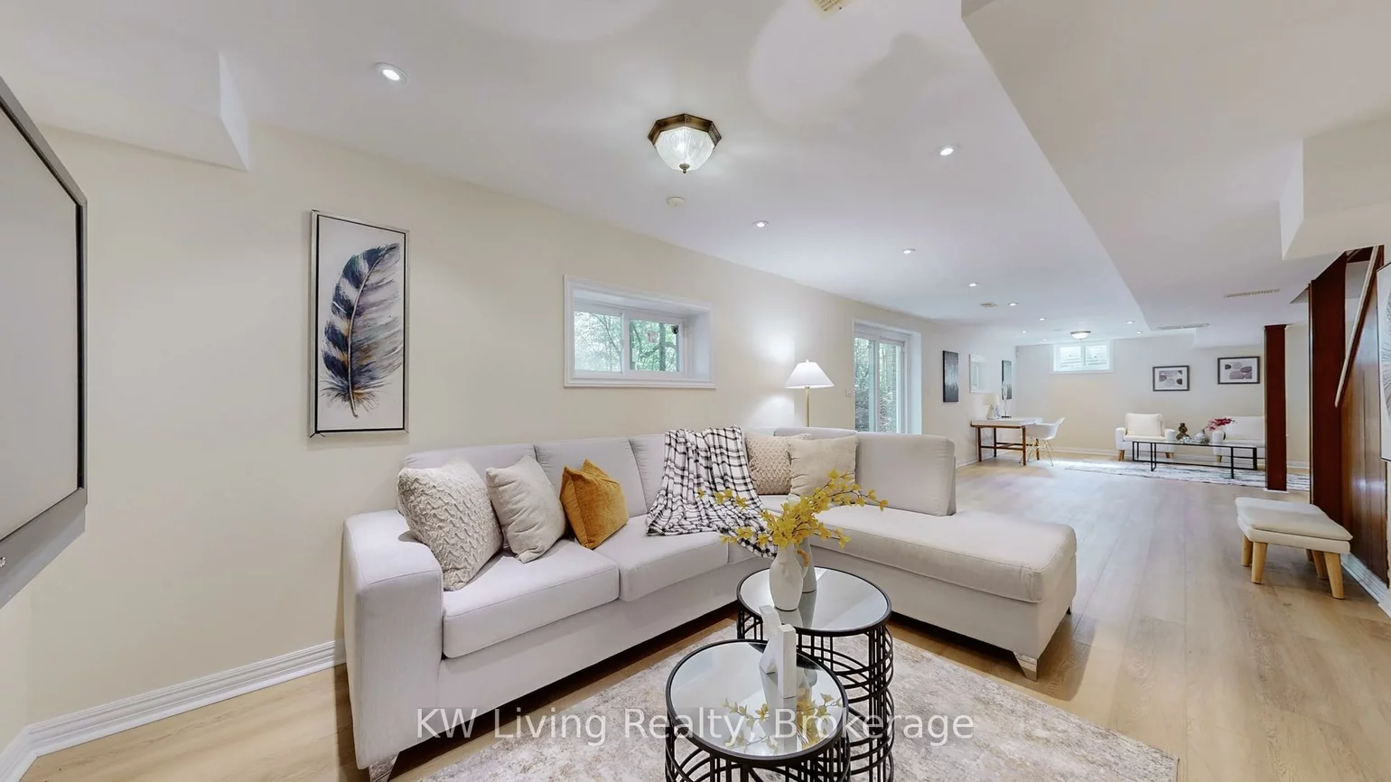 9739, Warden, Devil's Elbow, Markham