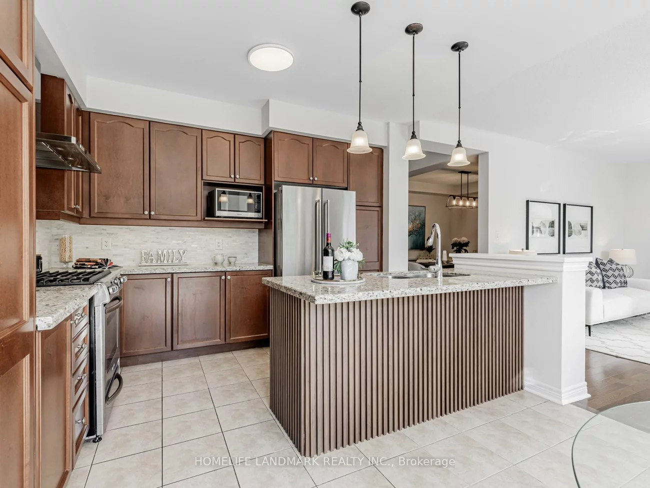 3, Wintam, Victoria Square, Markham