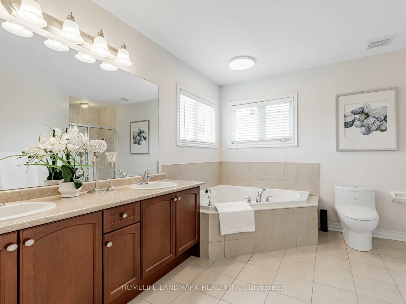 3, Wintam, Victoria Square, Markham