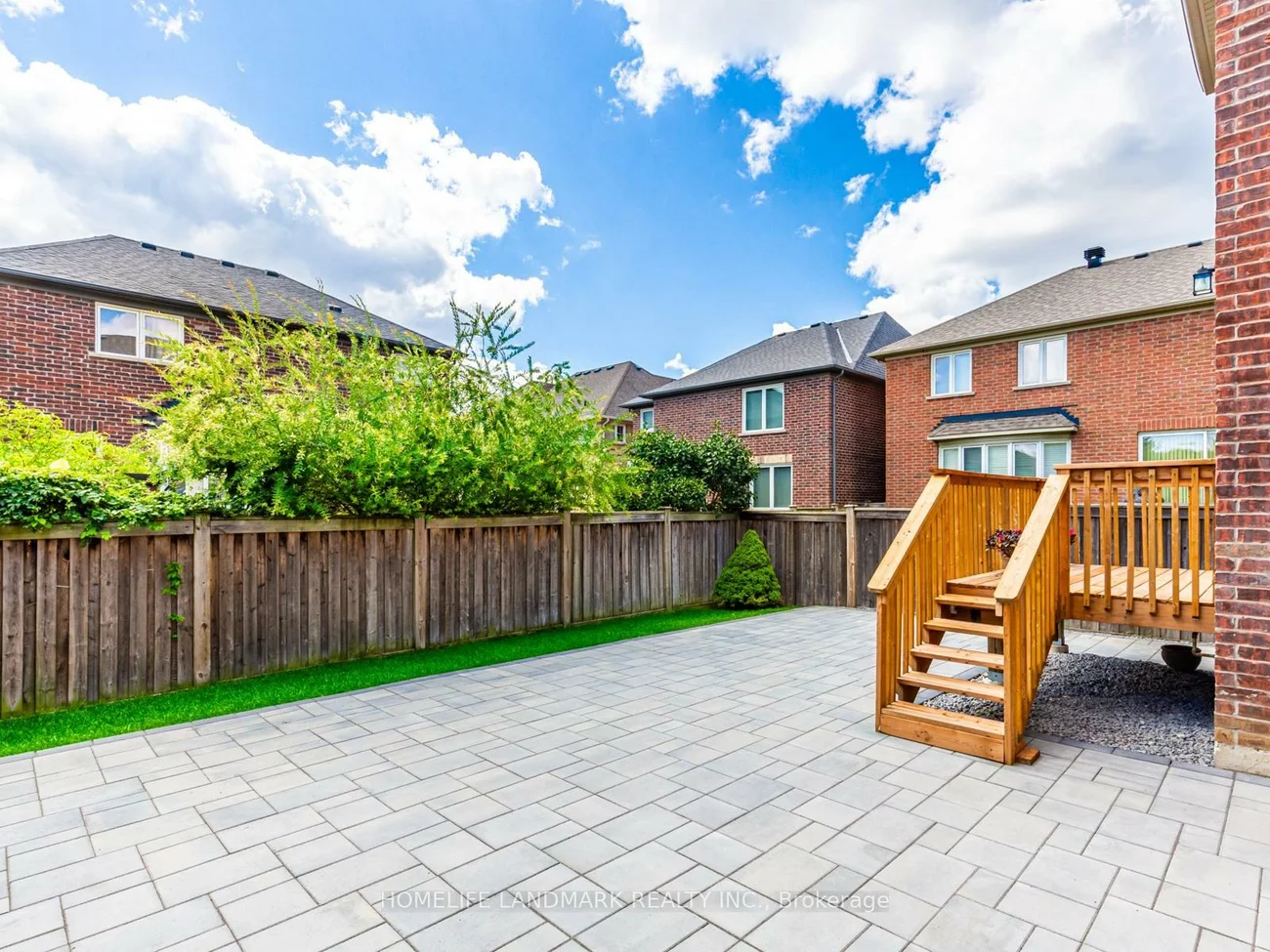 3, Wintam, Victoria Square, Markham