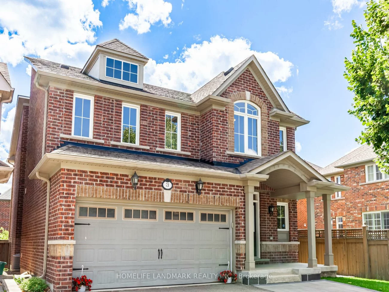 3, Wintam, Victoria Square, Markham