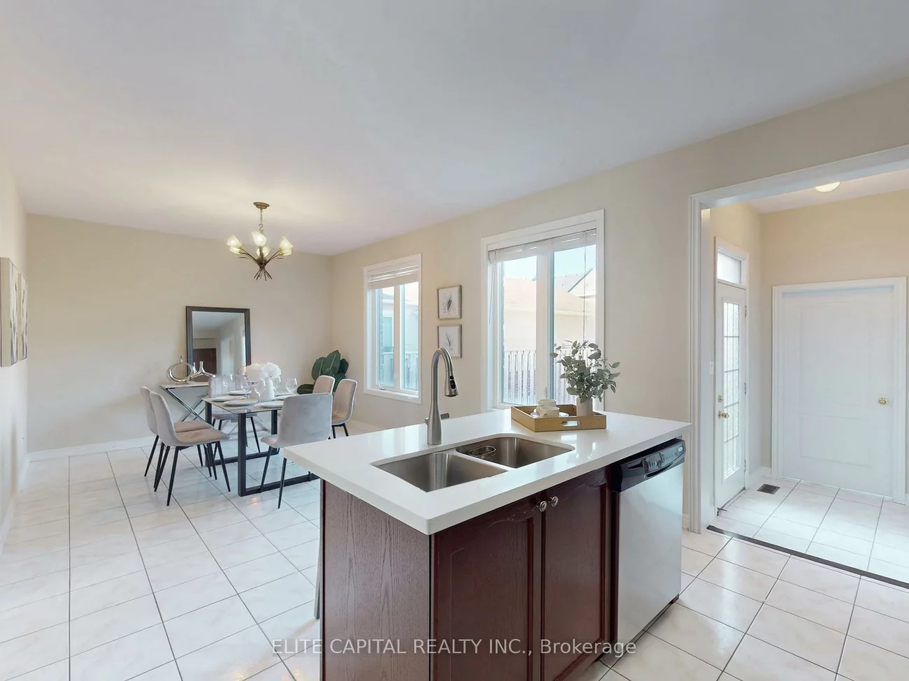 28, Ivory Silk, Cathedraltown, Markham