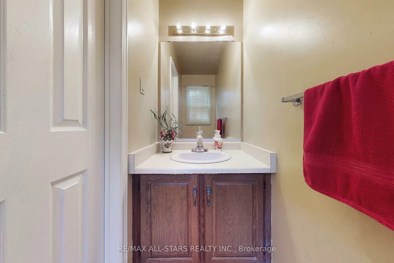 82, Waterbridge, Unionville, Markham